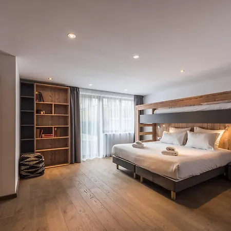 Emerald - By Emerald Apartment *