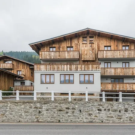 Emerald - By Emerald * Morzine